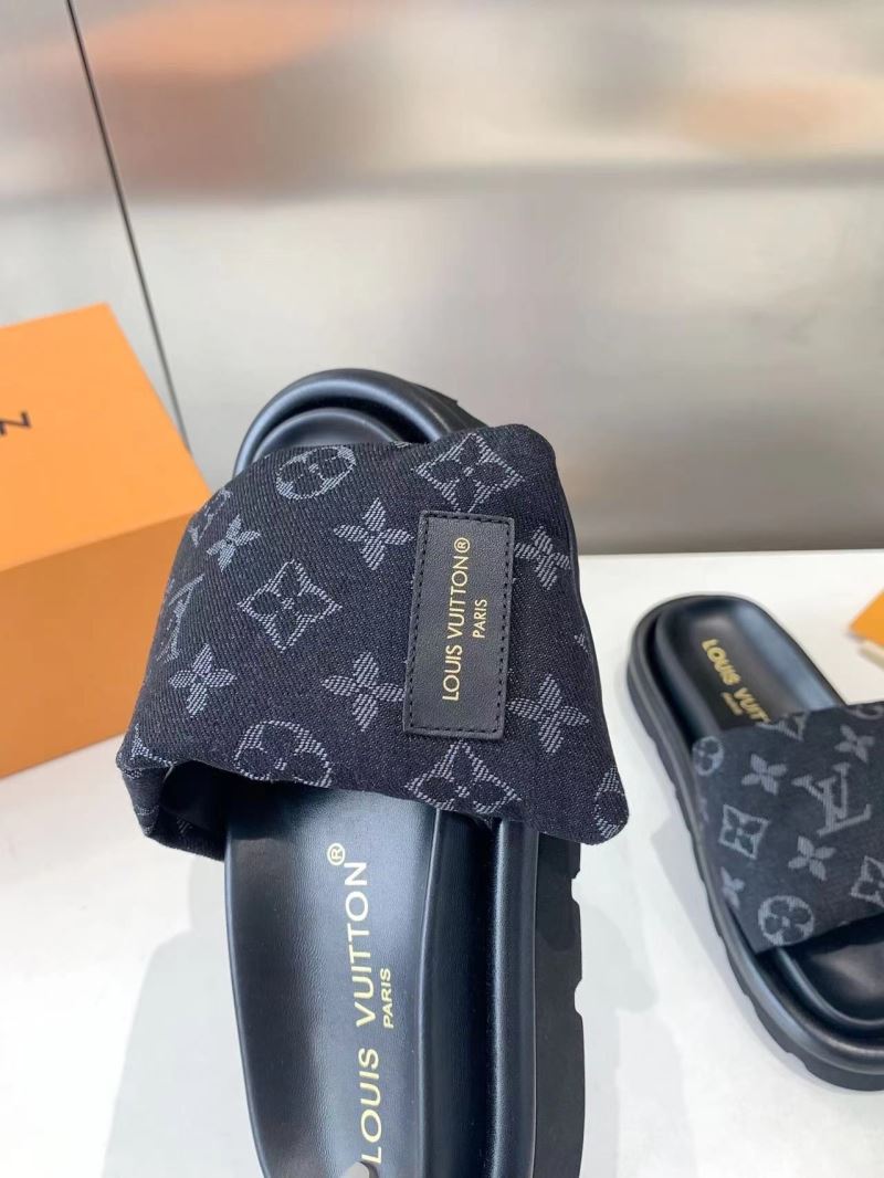 Louis Vuitton Slippers